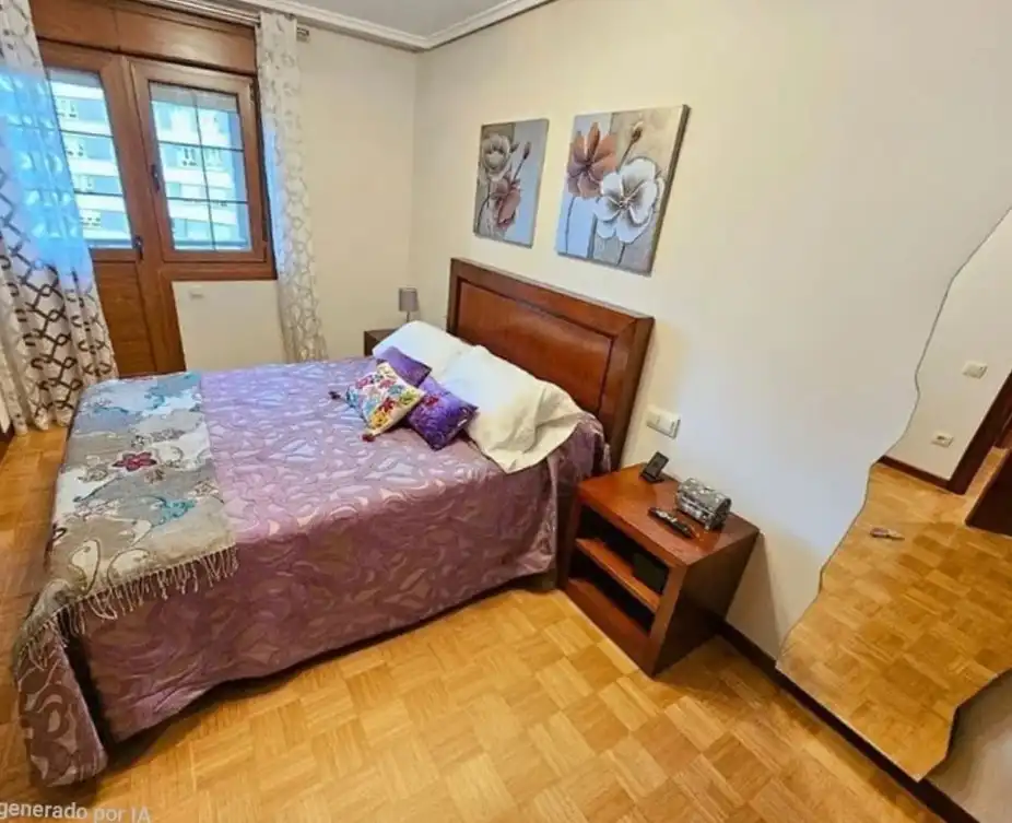 Habitación de Dúplex en venta en Avilés con Calefacción, Parquet y Terraza