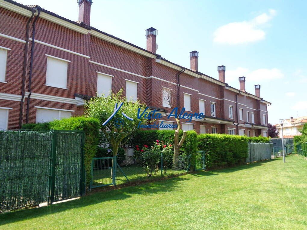 Vista exterior de Casa adosada en venta en Casalarreina con Calefacción, Jardín privado y Parquet