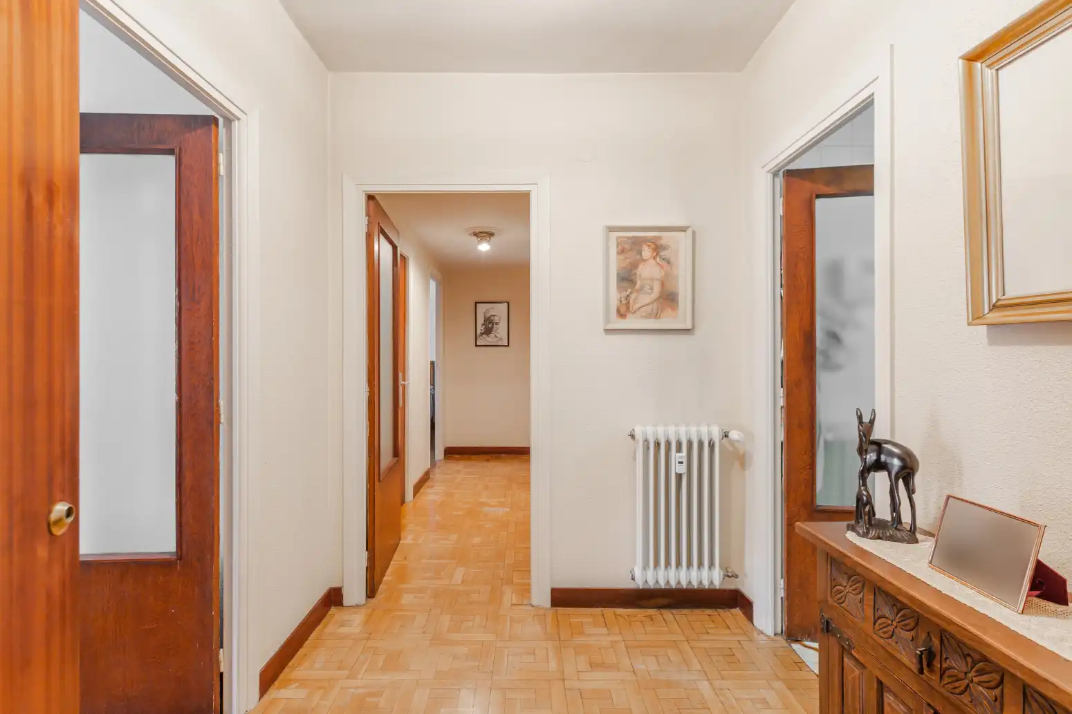Piso en venta en  Pamplona / Iruña con Calefacción, Parquet y Terraza