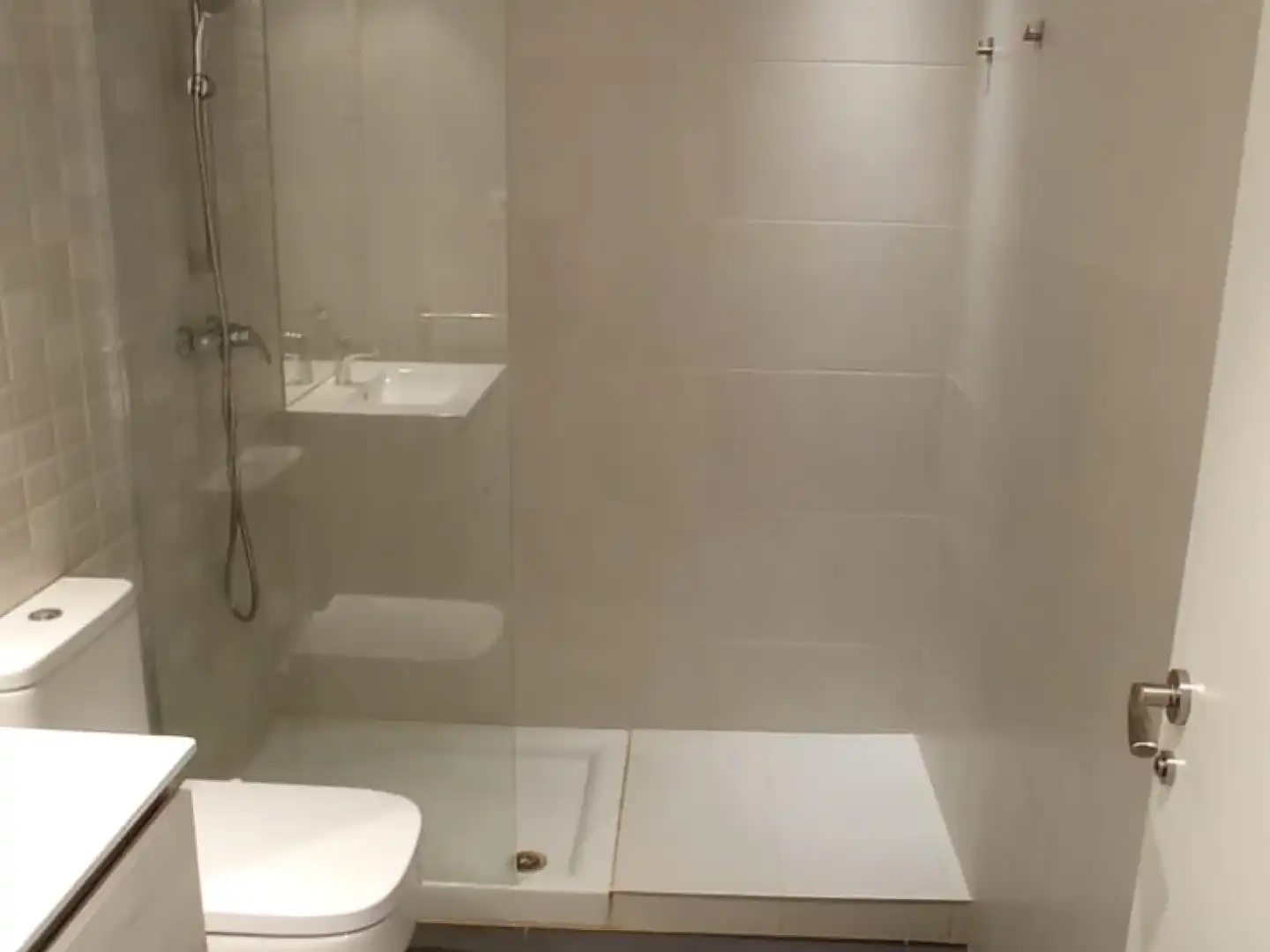 Baño de Apartamento de alquiler en Murcia con Aire acondicionado, Amueblado y Lavadora