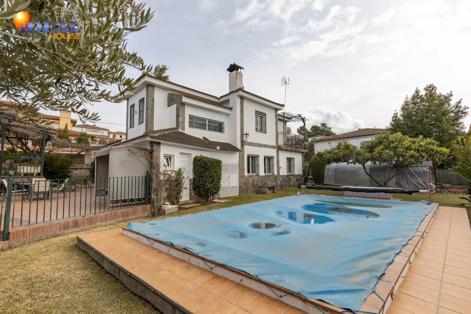 Villa mit Terrasse zum Verkauf in Calle Calle Borgoña