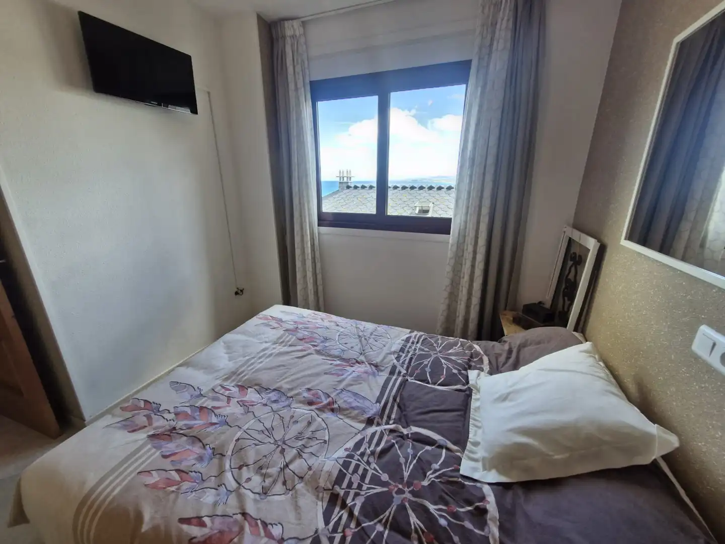 Habitación de Ático en venta en Foz con Terraza, Amueblado y Lavadora