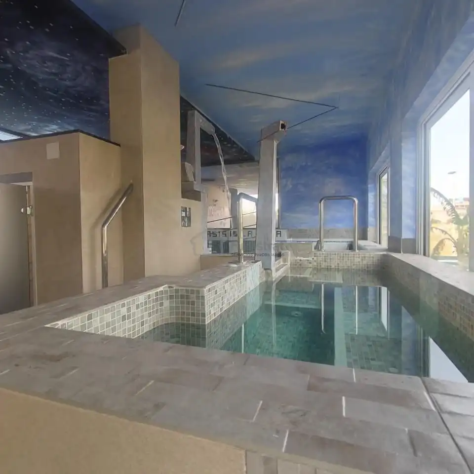 Schwimmbecken von Wohnung zum Verkauf in Finestrat