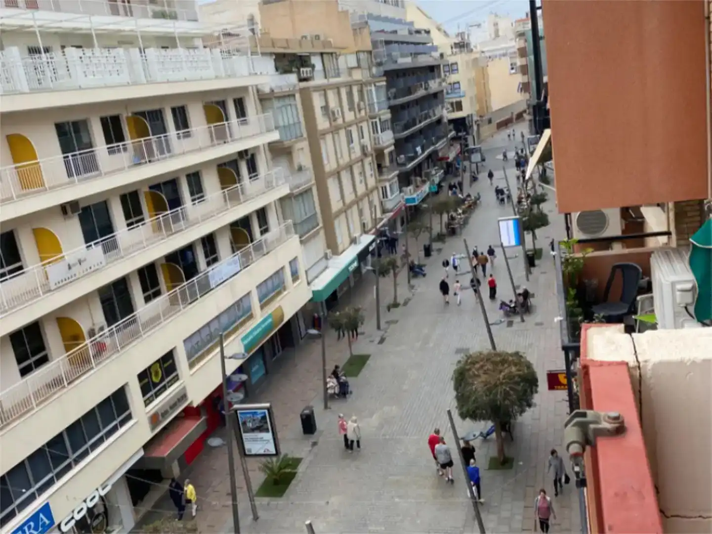 Vista exterior de Pis de lloguer en Dénia amb Aire condicionat, Moblat i Balcó