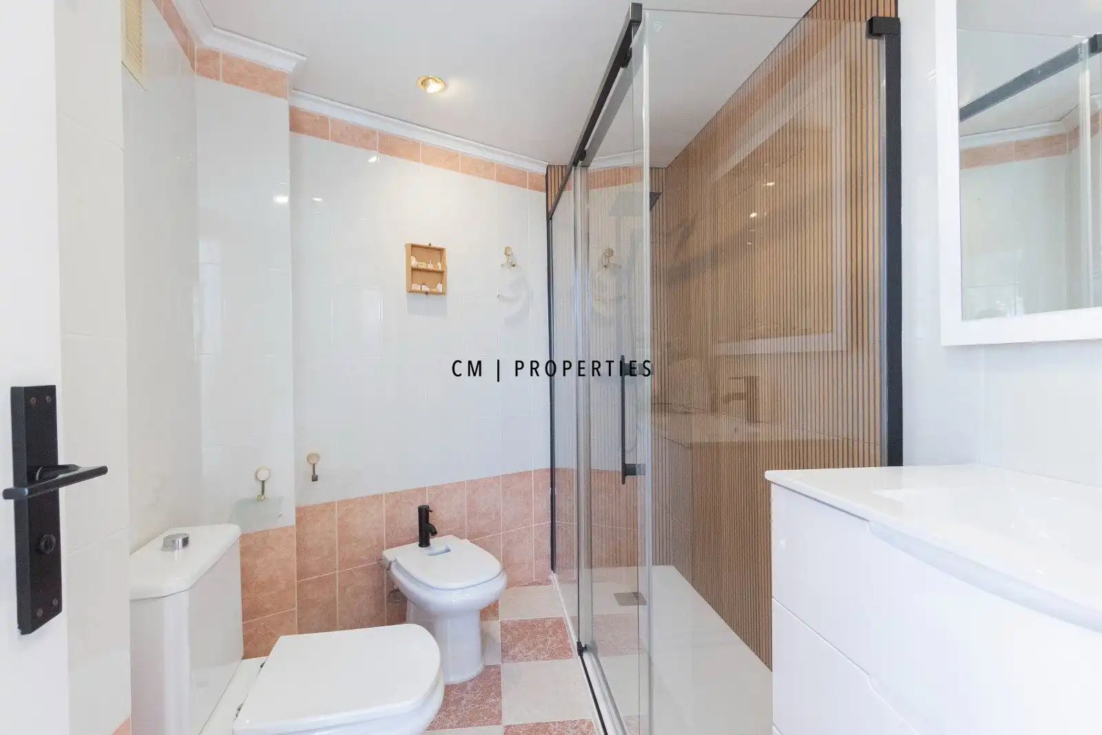 Baño de Ático de alquiler en Faura con Aire acondicionado, Calefacción y Terraza