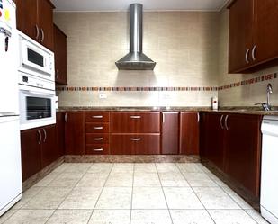 Kitchen of House or chalet for sale in Cardeña  with Air Conditioner, Heating and Terrace