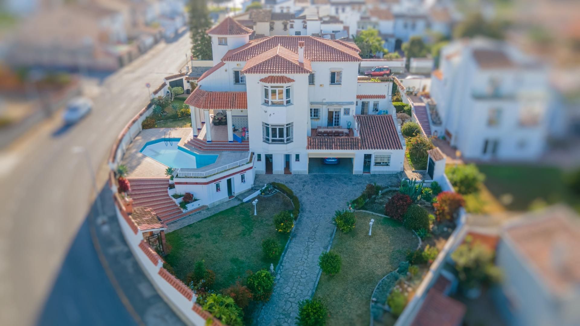 Exterior view of House or chalet for sale in Algeciras  with Swimming Pool