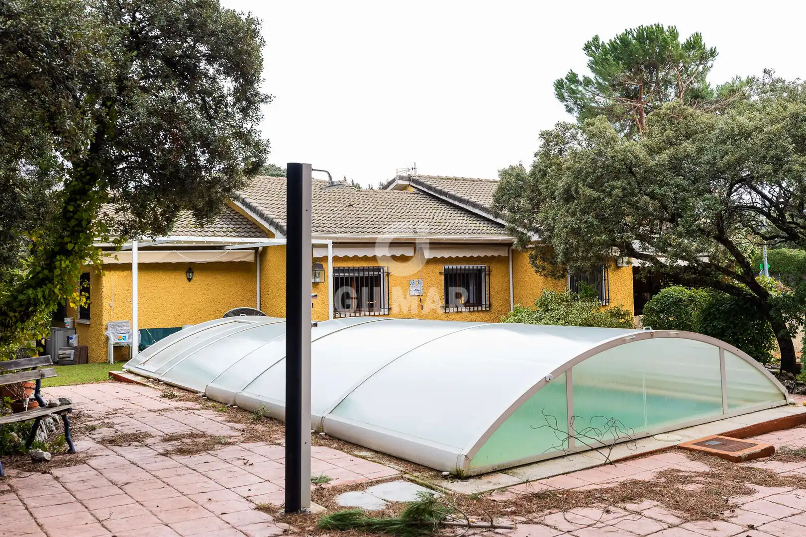 Vista exterior de Casa o chalet en venta en Hoyo de Manzanares con Calefacción, Jardín privado y Piscina