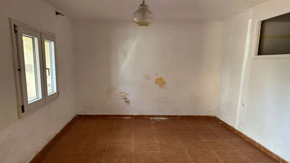 Flat for sale in Gironella