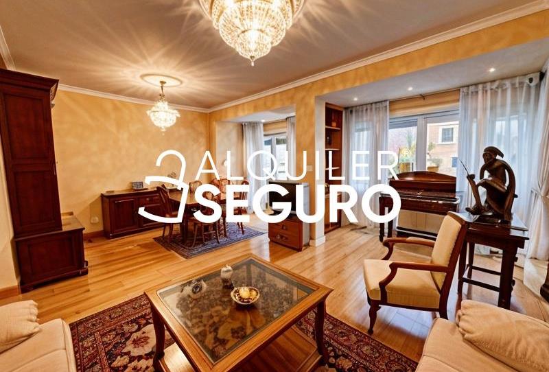 Photo 1 of Flat to rent in De Vicente Gaceo, Almenara -Ventilla, Madrid
