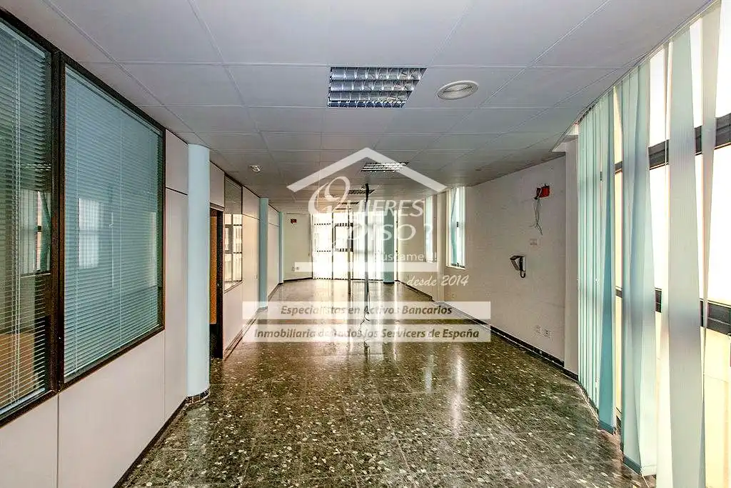 Office space with lift for sale in Calle Veintinueve de Abril, imagen 14