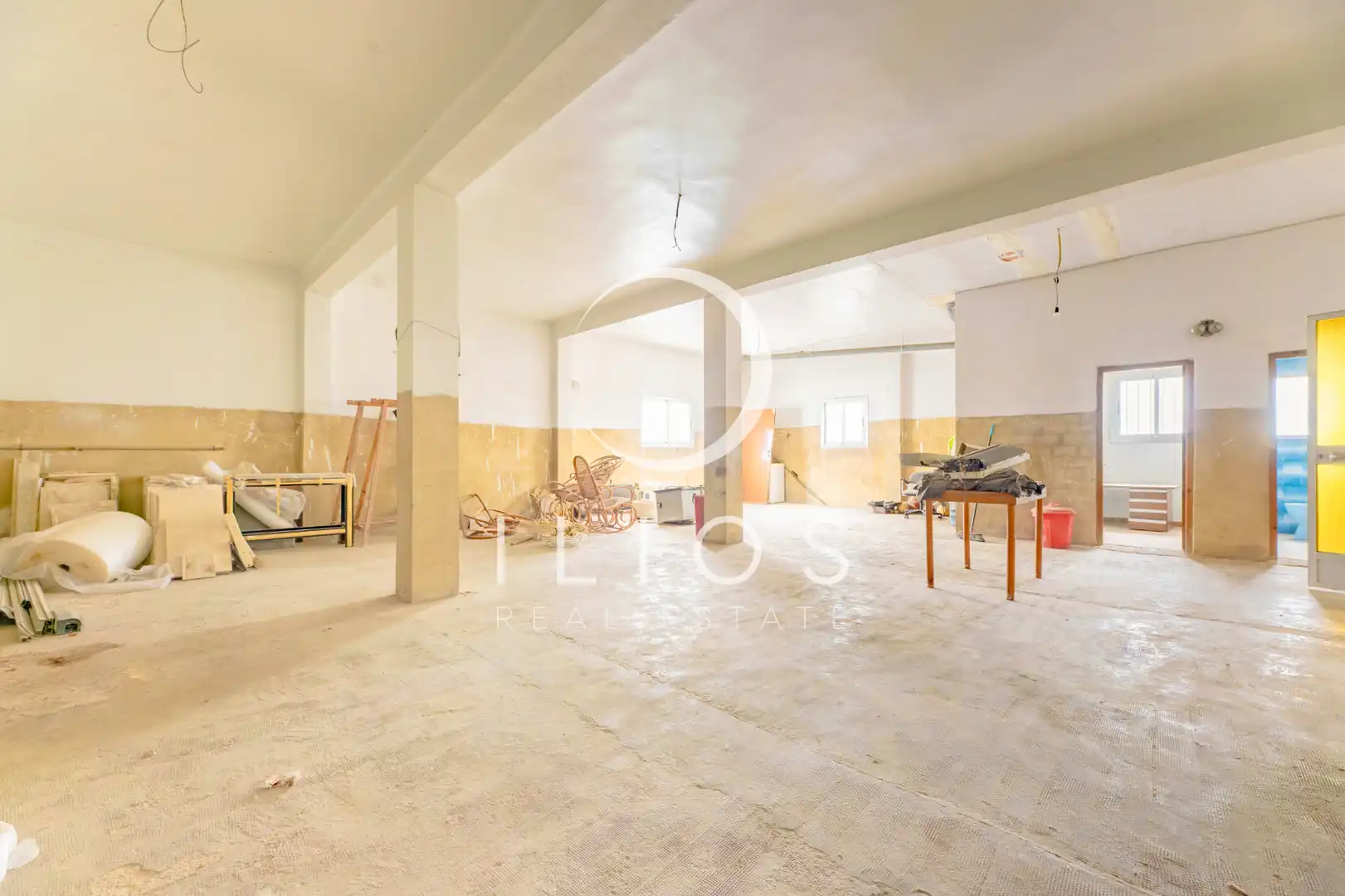 Business premises for sale in Carrer de la Baixada del Riu