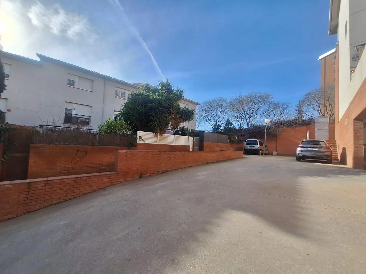 Vista exterior de Casa adosada en venta en Sabadell con Aire acondicionado, Jardín privado y Terraza