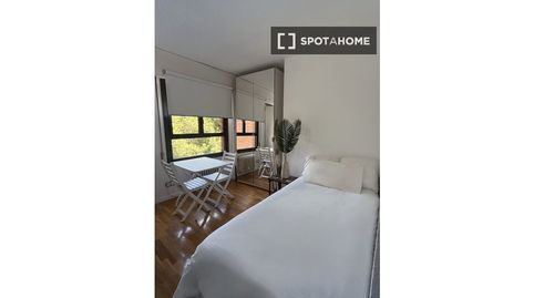 Photo 3 of Flat for rent in La Paz, Madrid Capital