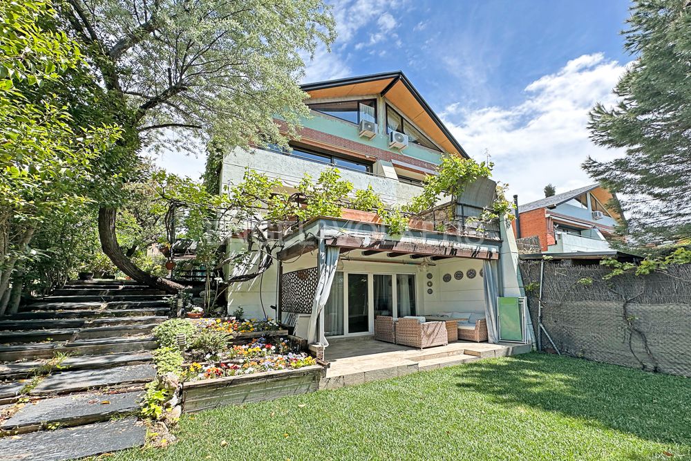 Vista exterior de Casa o chalet en venta en Torrelodones con Aire acondicionado, Calefacción y Jardín privado