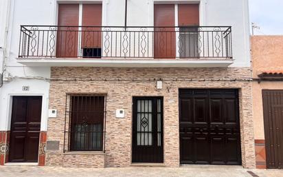 Exterior view of Flat for sale in Los Palacios y Villafranca  with Air Conditioner, Heating and Terrace