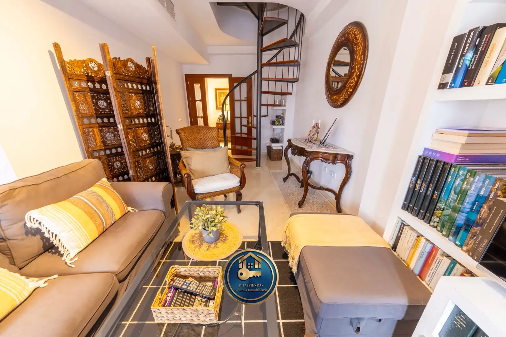 Sala de estar de Ático en venta en Dos Hermanas con Aire acondicionado y Balcón