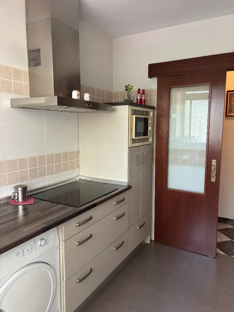 Kitchen of Flat for sale in Sur