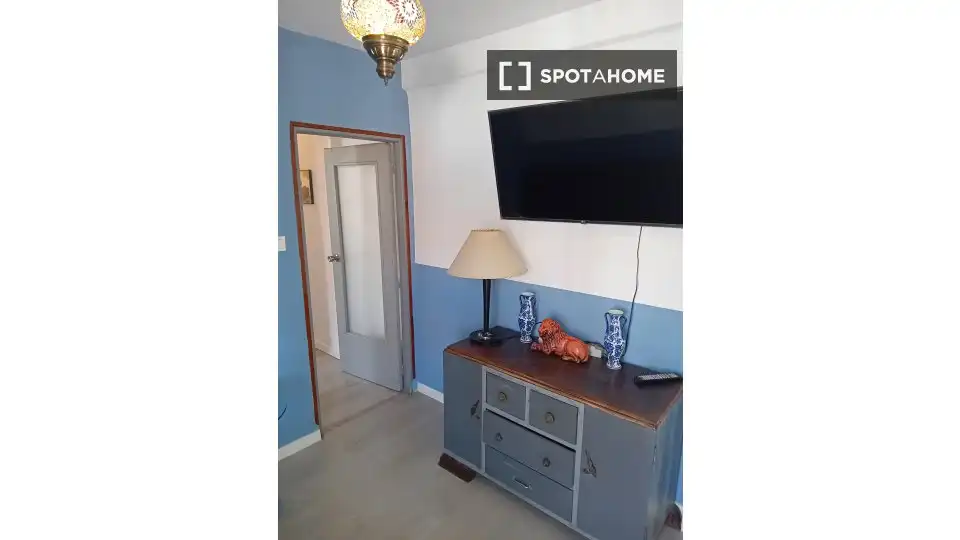 Habitación de Piso de alquiler en Madrid con Aire acondicionado, Calefacción y Amueblado