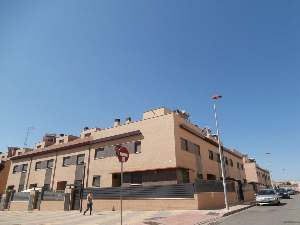 Vista exterior de Pis en venda en  Huelva Capital