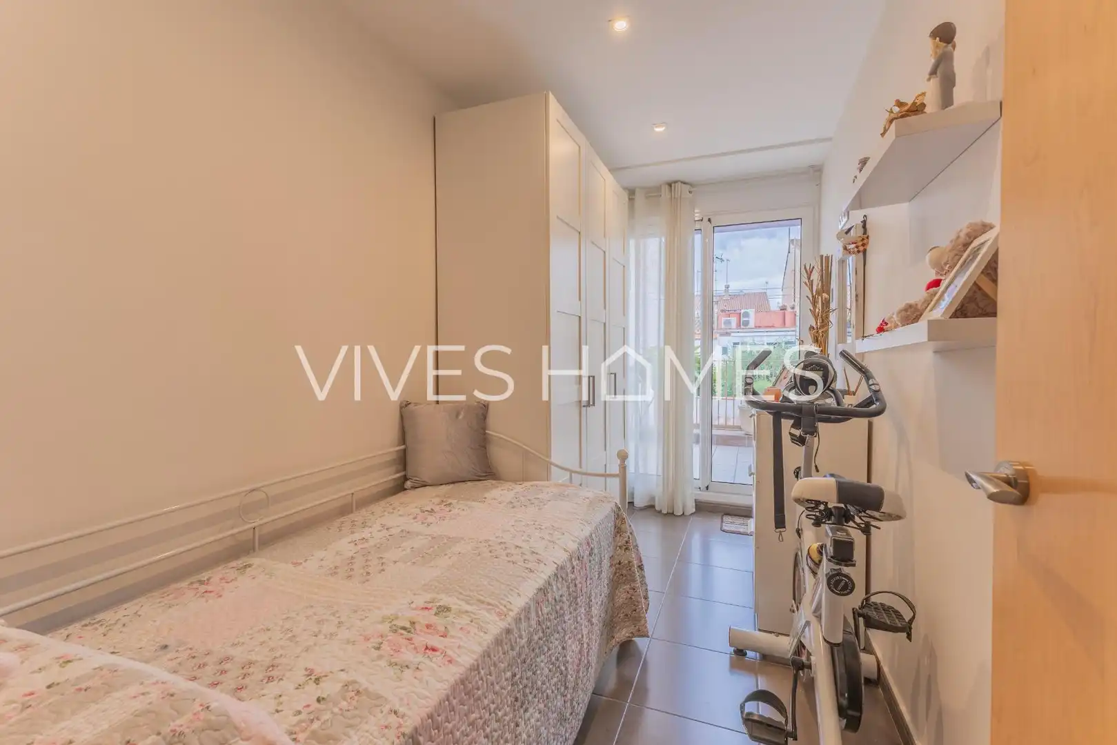 Bedroom of Duplexes for sale in Mataró  with Air Conditioner, Heating and Terrace