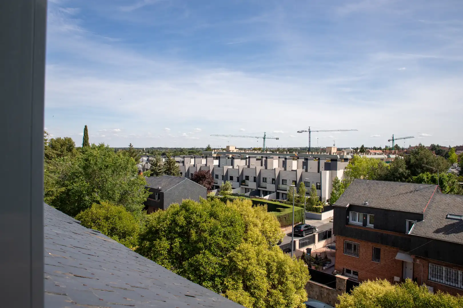 Vista exterior de Àtic en venda en Las Rozas de Madrid amb Aire condicionat, Calefacció i Terrassa