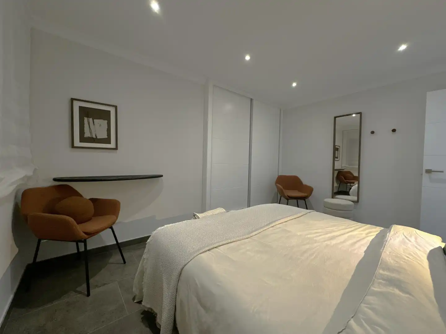 Bedroom of Flat for sale in Fuengirola