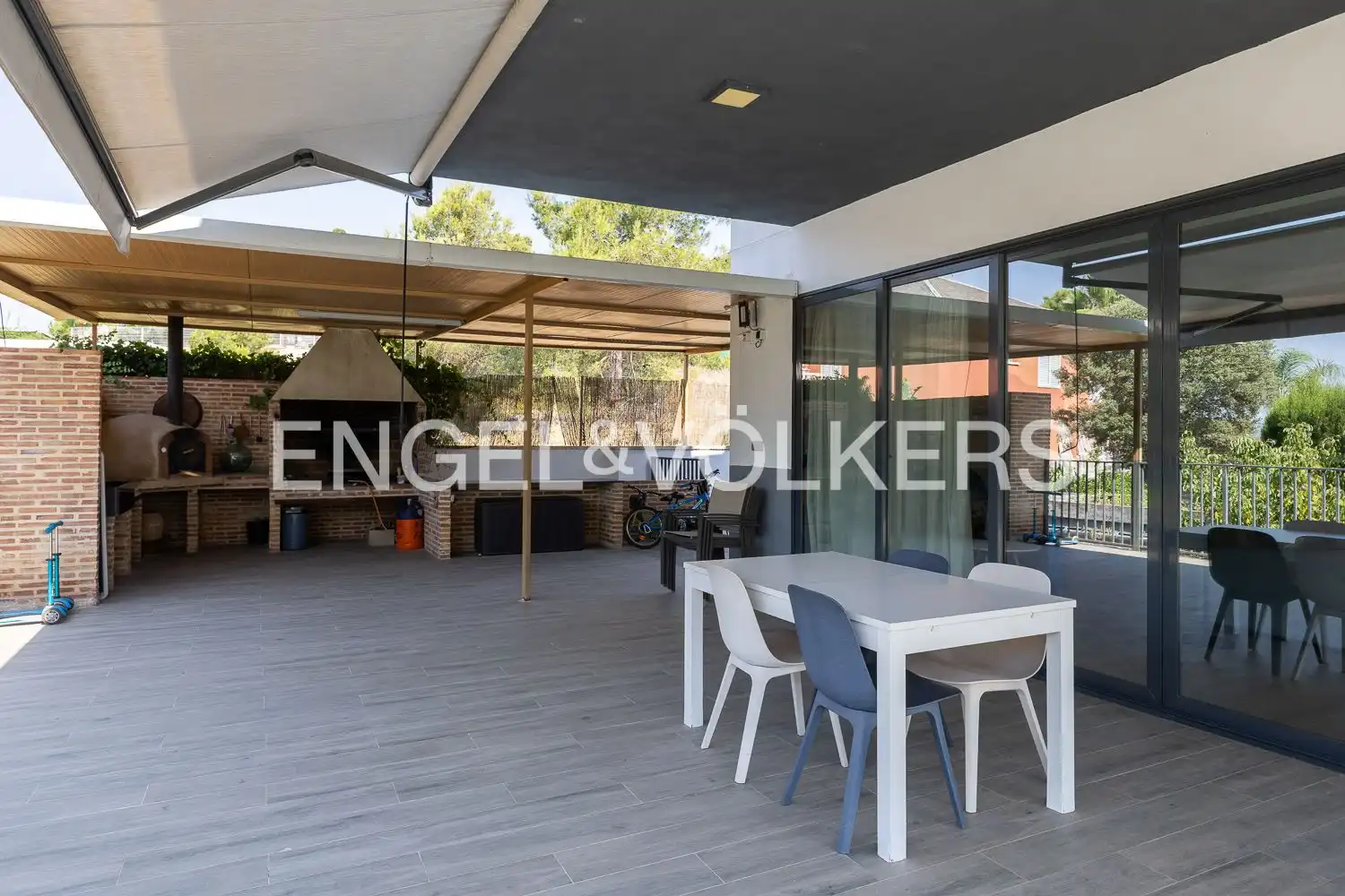 Terraza de Casa o chalet en venta en Torrent con Aire acondicionado, Calefacción y Jardín privado