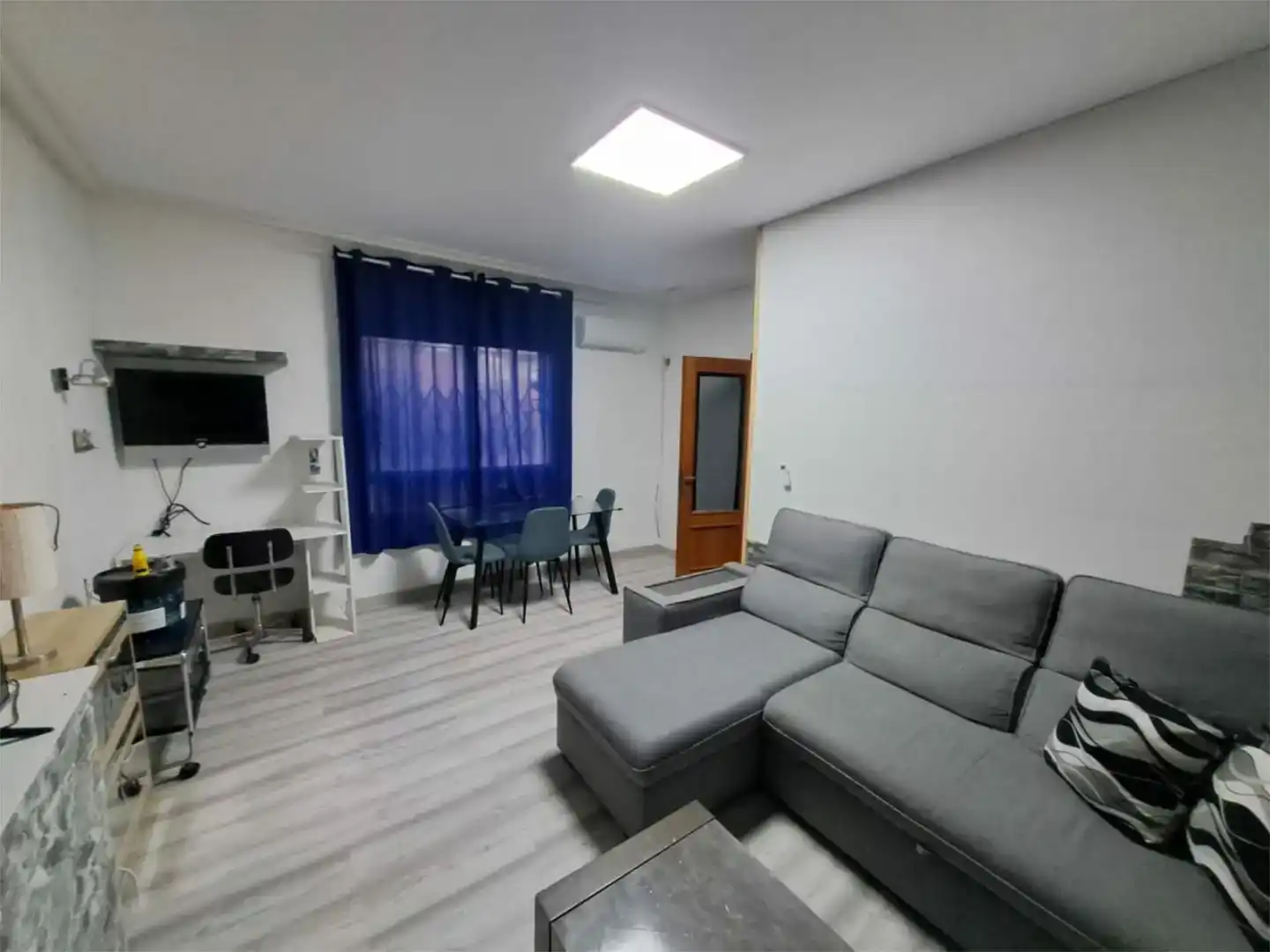 Sala d'estar de Planta baixa en venda en Grañén amb Aire condicionat