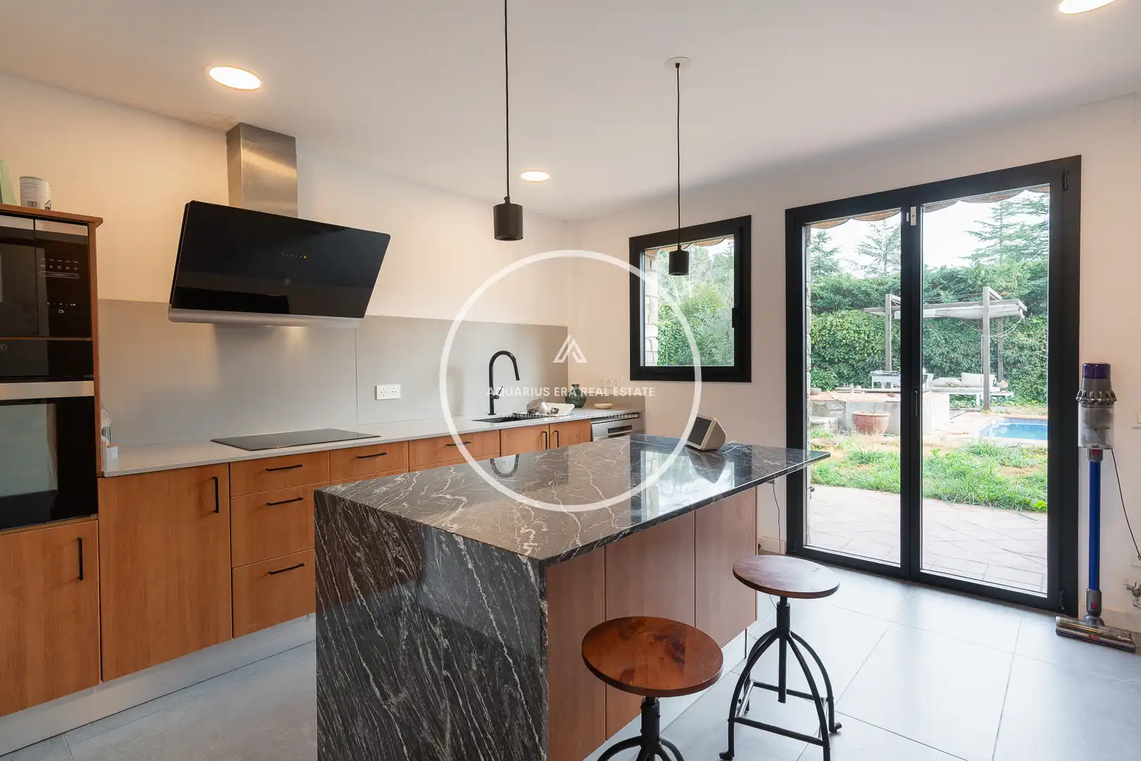 Cocina de Casa o chalet en venta en Seva con Aire acondicionado, Calefacción y Jardín privado