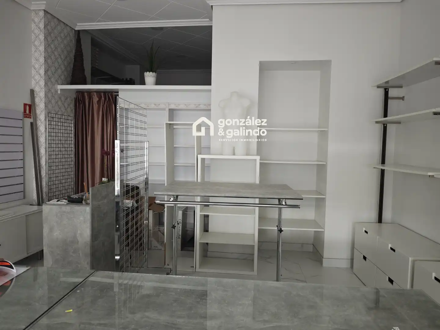 Local comercial en alquiler en Arahal, imagen 6