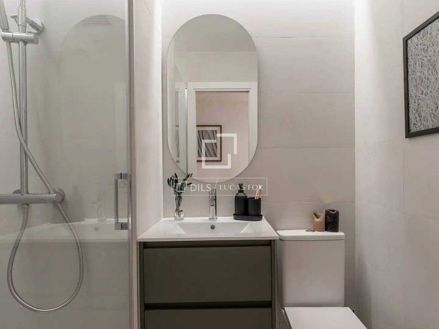 Bathroom of Flat for sale in Chamberí