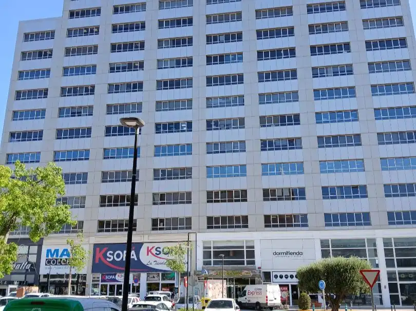 Vista exterior de Oficina de alquiler en Alfafar con Aire acondicionado