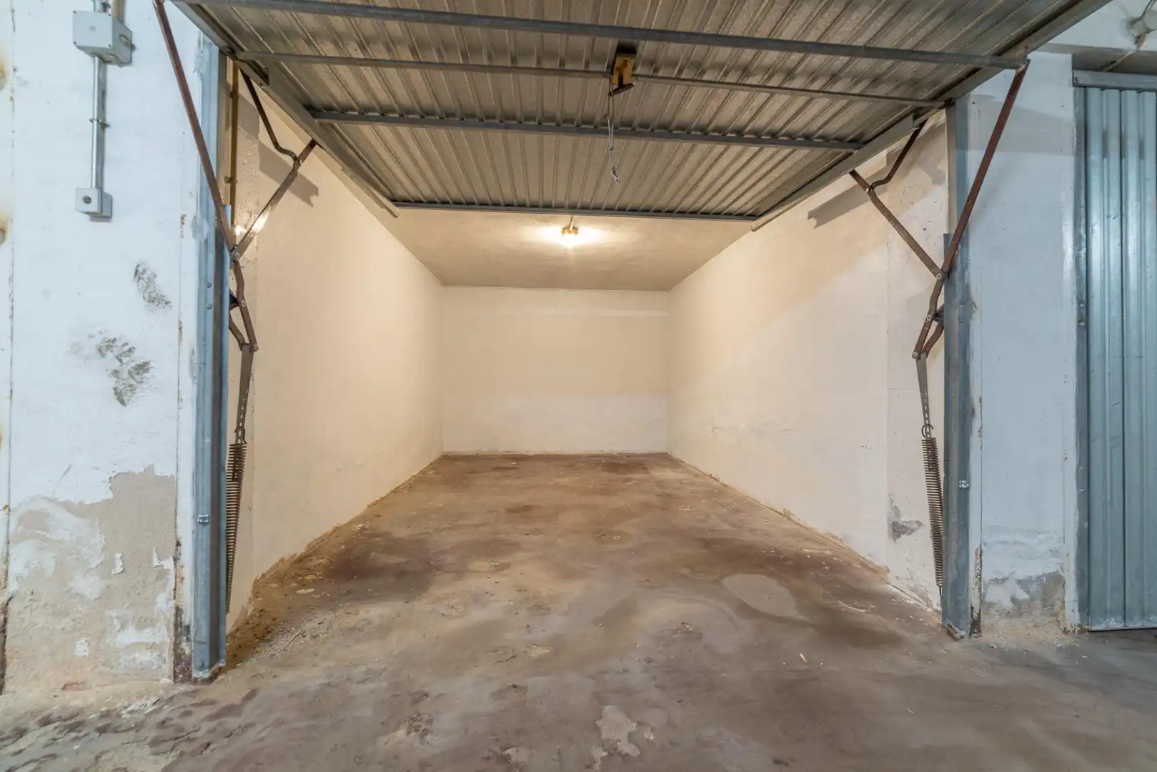 Wohnung zum Verkauf in San Javier mit Klimaanlage, Terrasse und Abstellraum