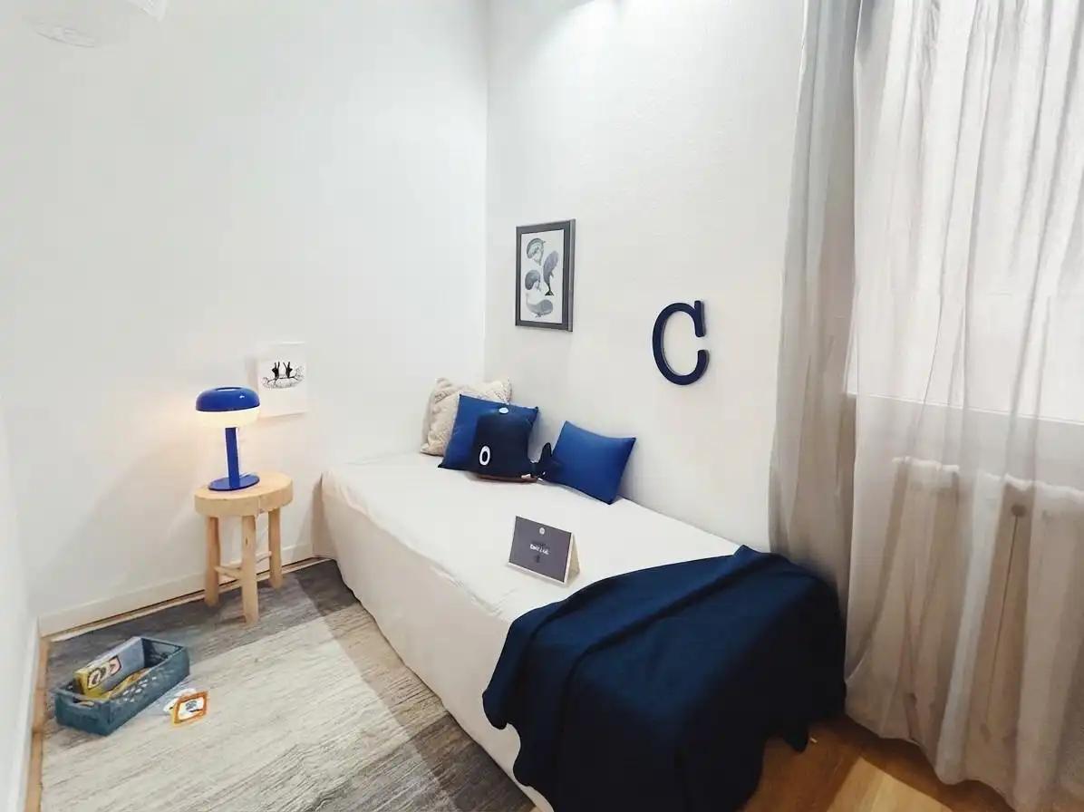 Flat with terrace for sale in Avenida PARAL.LEL, imagen 6