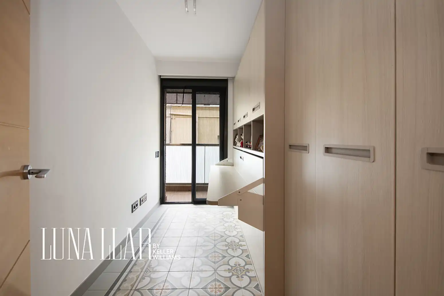 Balcony of Flat for sale in Puigdàlber, Barcelona