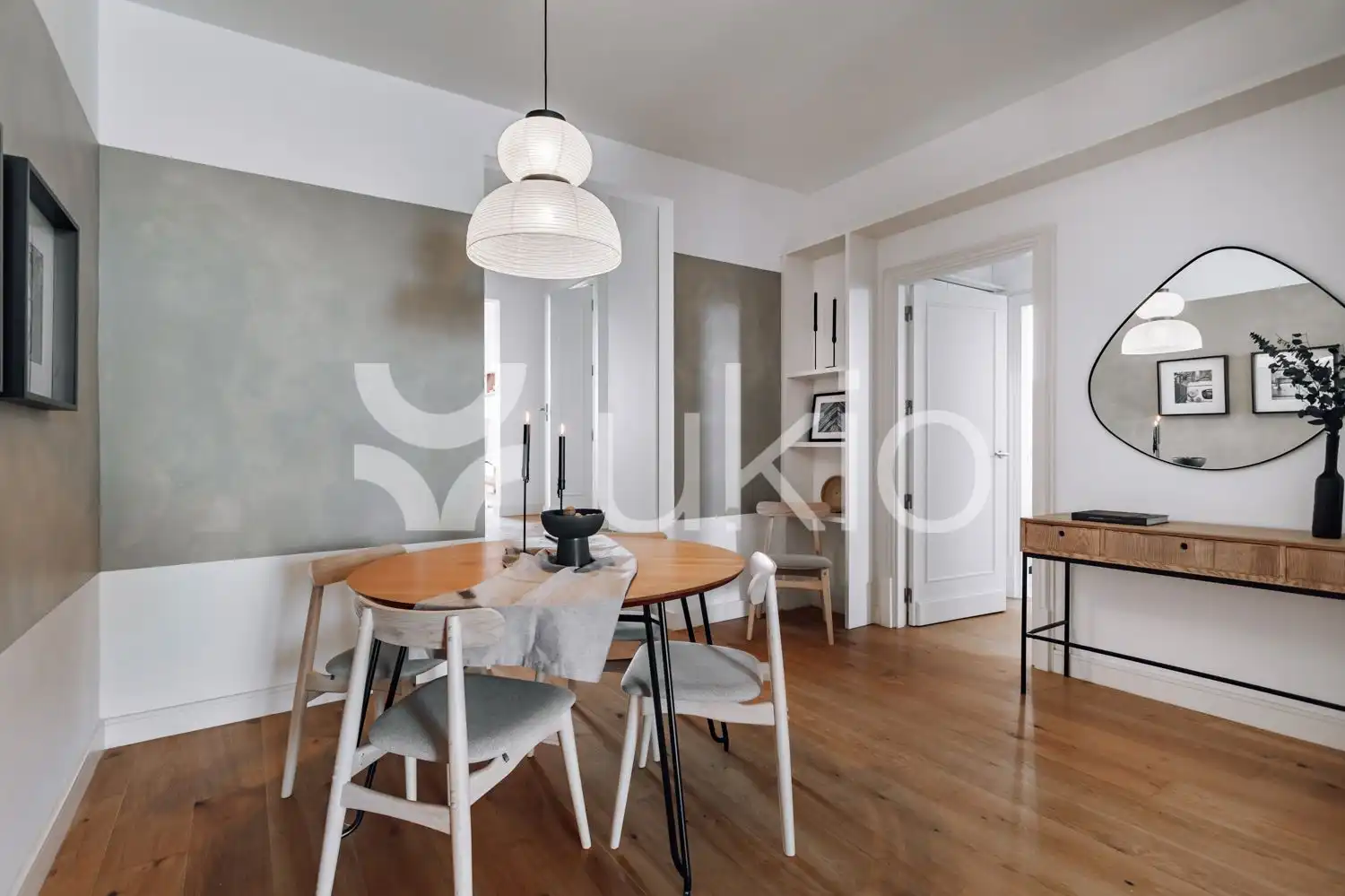 Comedor de Apartamento de alquiler en Barcelona con Aire acondicionado, Calefacción y Terraza