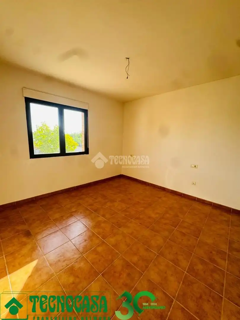 Casa pareada en venta en Polán, imagen 4
