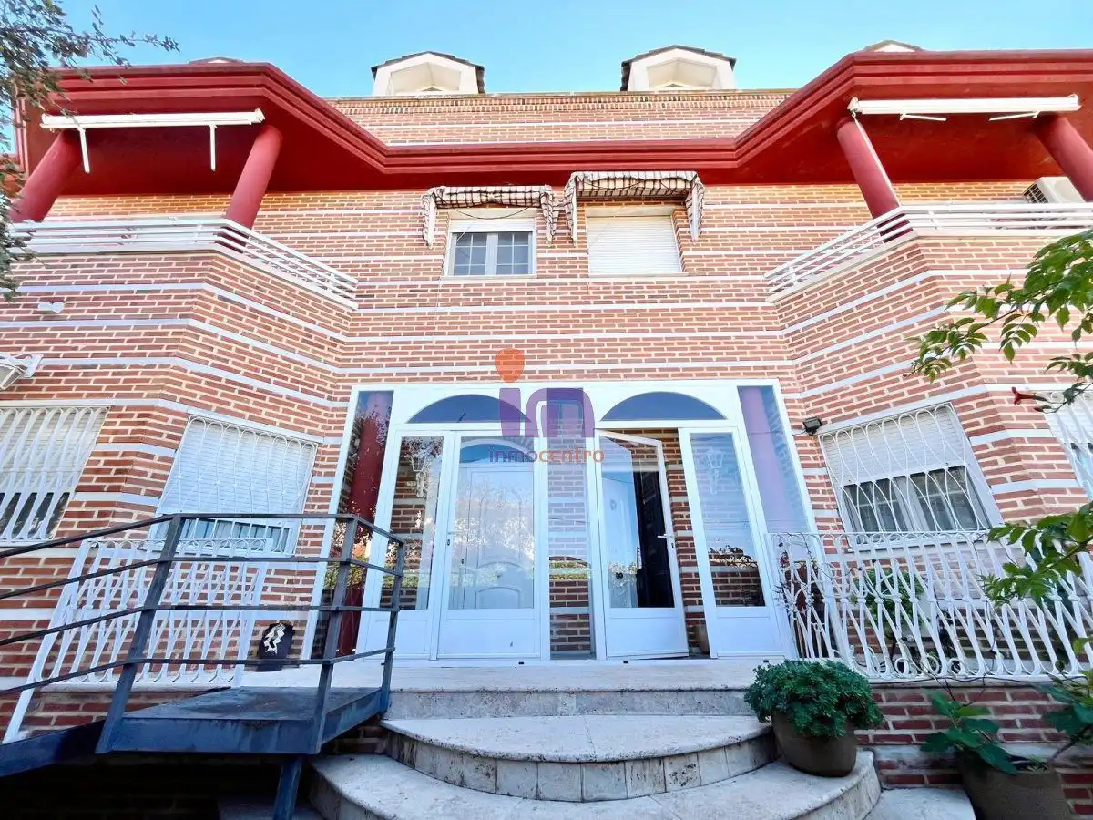 Casa con piscina en venta en Valdepeñas, imagen 5