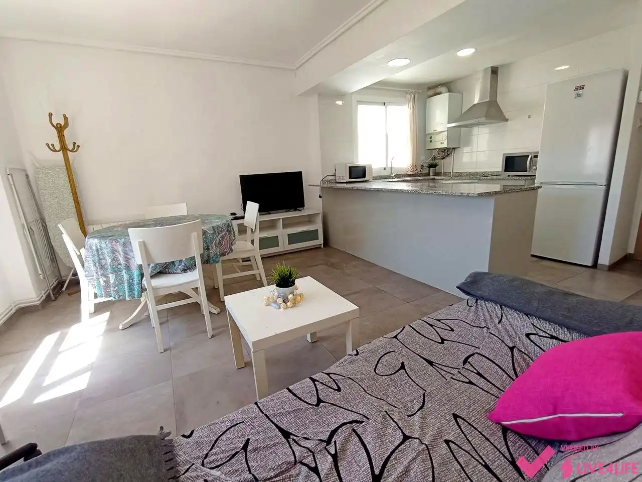 Living room of Flat for share in Valencia  with Heating and Furnished