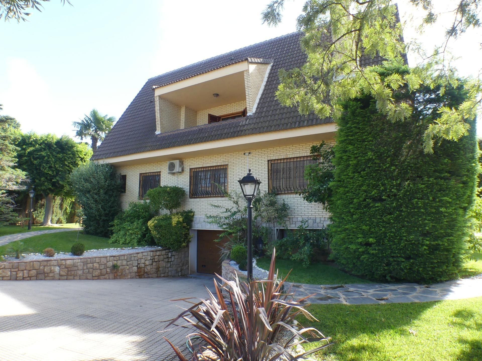 Exterior view of House or chalet for sale in Godella  with Air Conditioner, Heating and Private garden