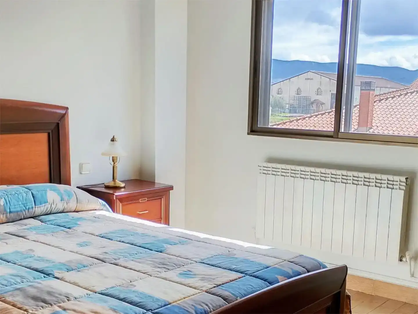 Dormitori de Casa o xalet en venda en Uruñuela amb Balcó