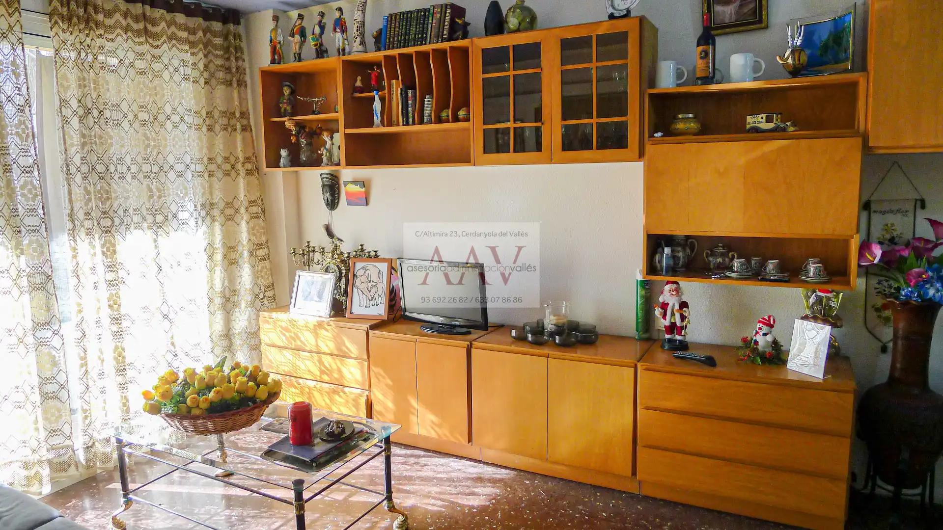 Wohnzimmer von Wohnung zum Verkauf in Cerdanyola del Vallès mit Klimaanlage, Heizung und Balkon