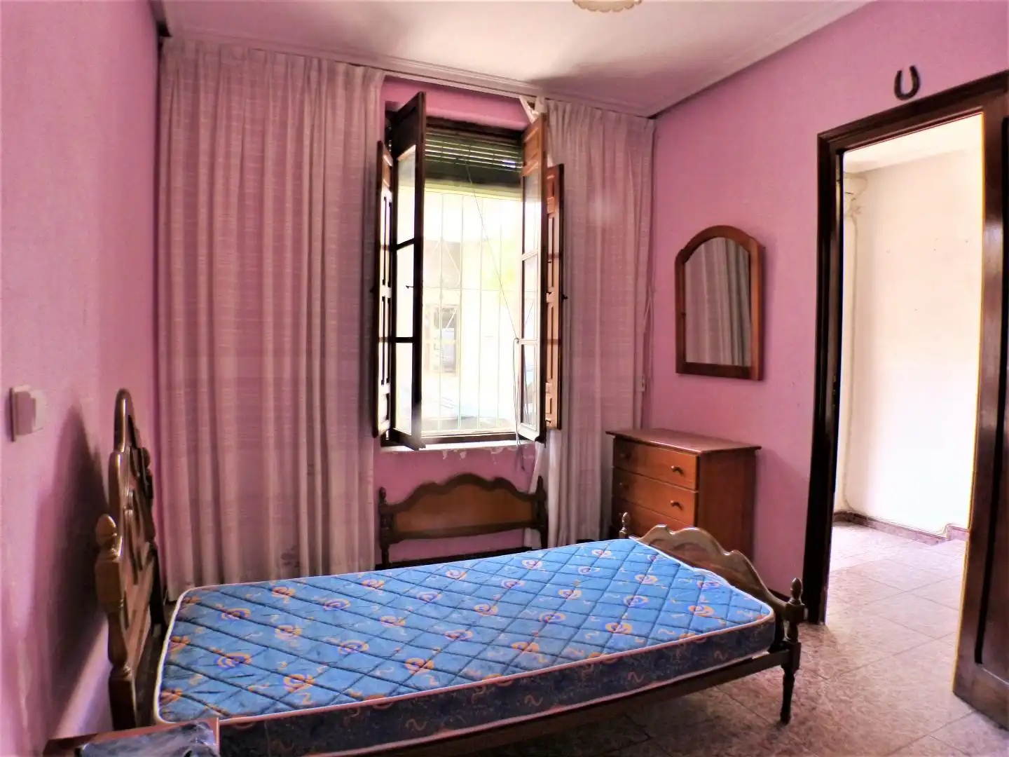 Habitación de Casa o chalet en venta en San Vicente del Raspeig / Sant Vicent del Raspeig con Terraza y Trastero