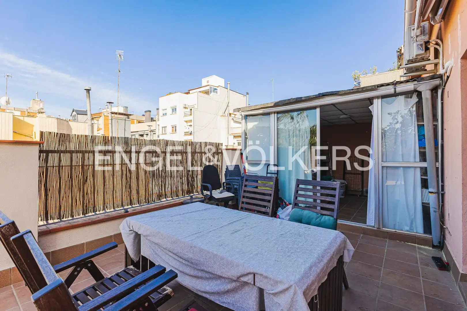 Terrasse von Dachboden zum Verkauf in Barcelona mit Klimaanlage, Heizung und Terrasse
