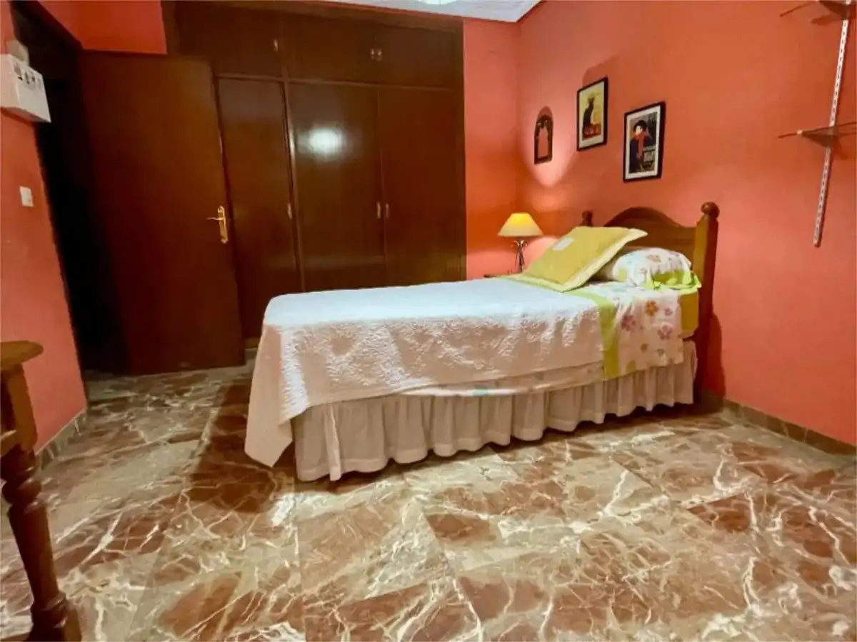 Schlafzimmer von Wohnung zum Verkauf in Dos Hermanas mit Klimaanlage, Terrasse und Möbliert
