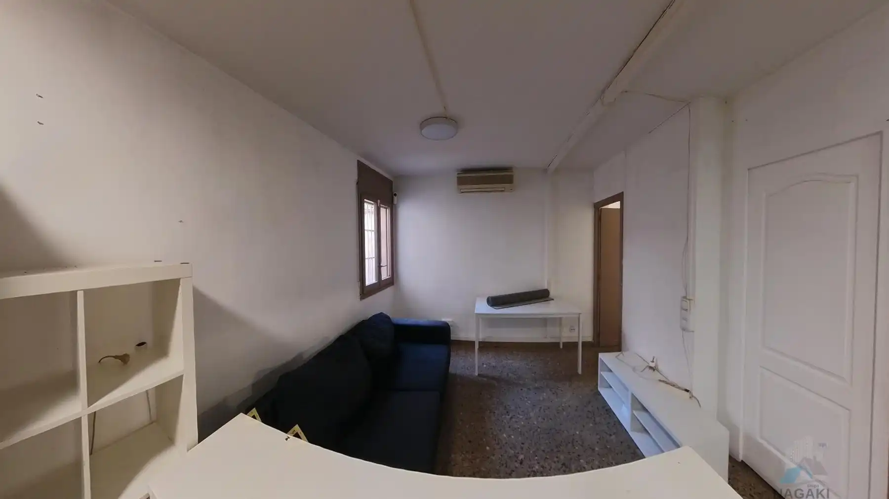 Wohnung zum Verkauf in Barcelona mit Balkon
