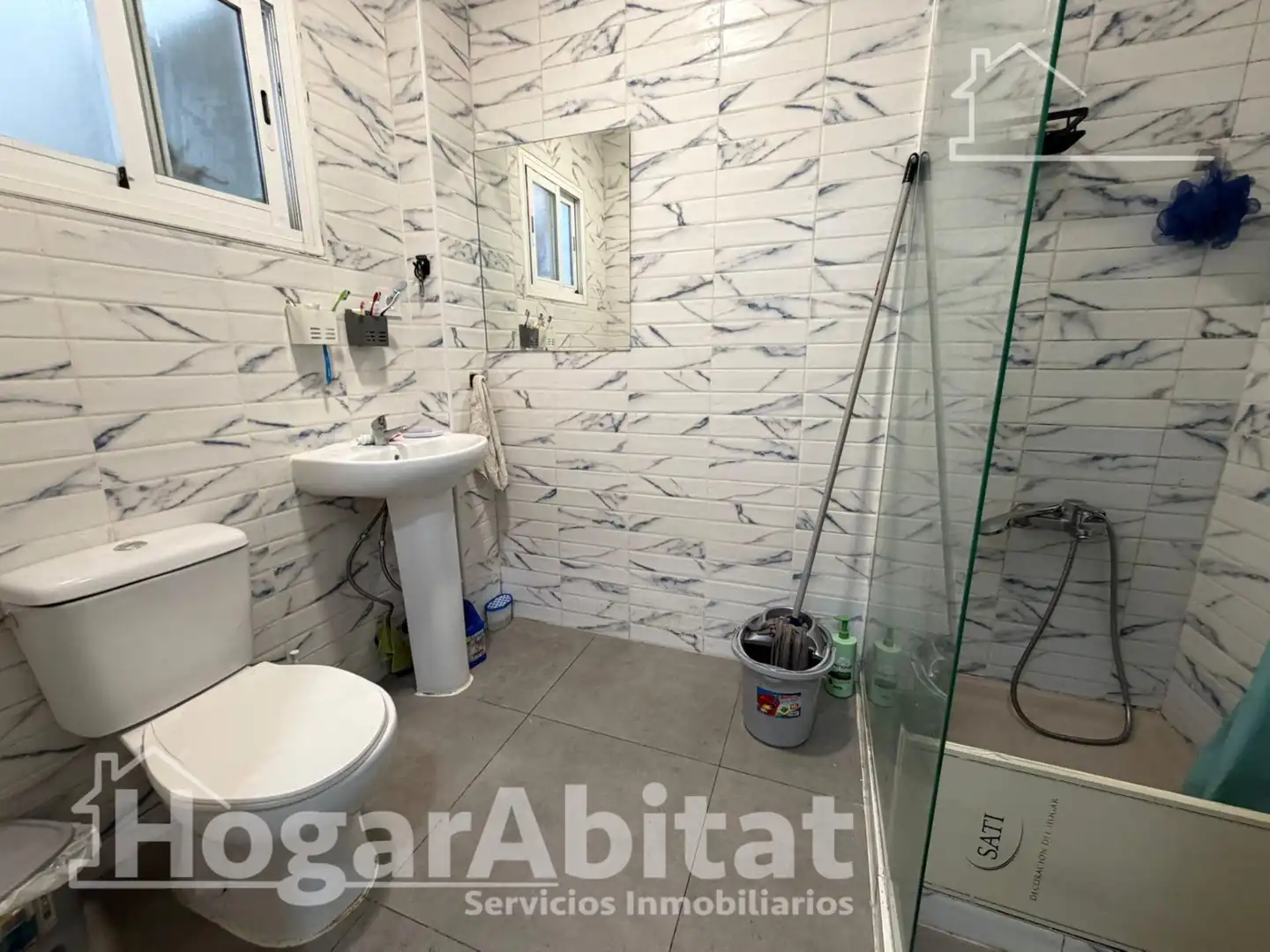 Baño de Piso en venta en Sagunto / Sagunt con Terraza