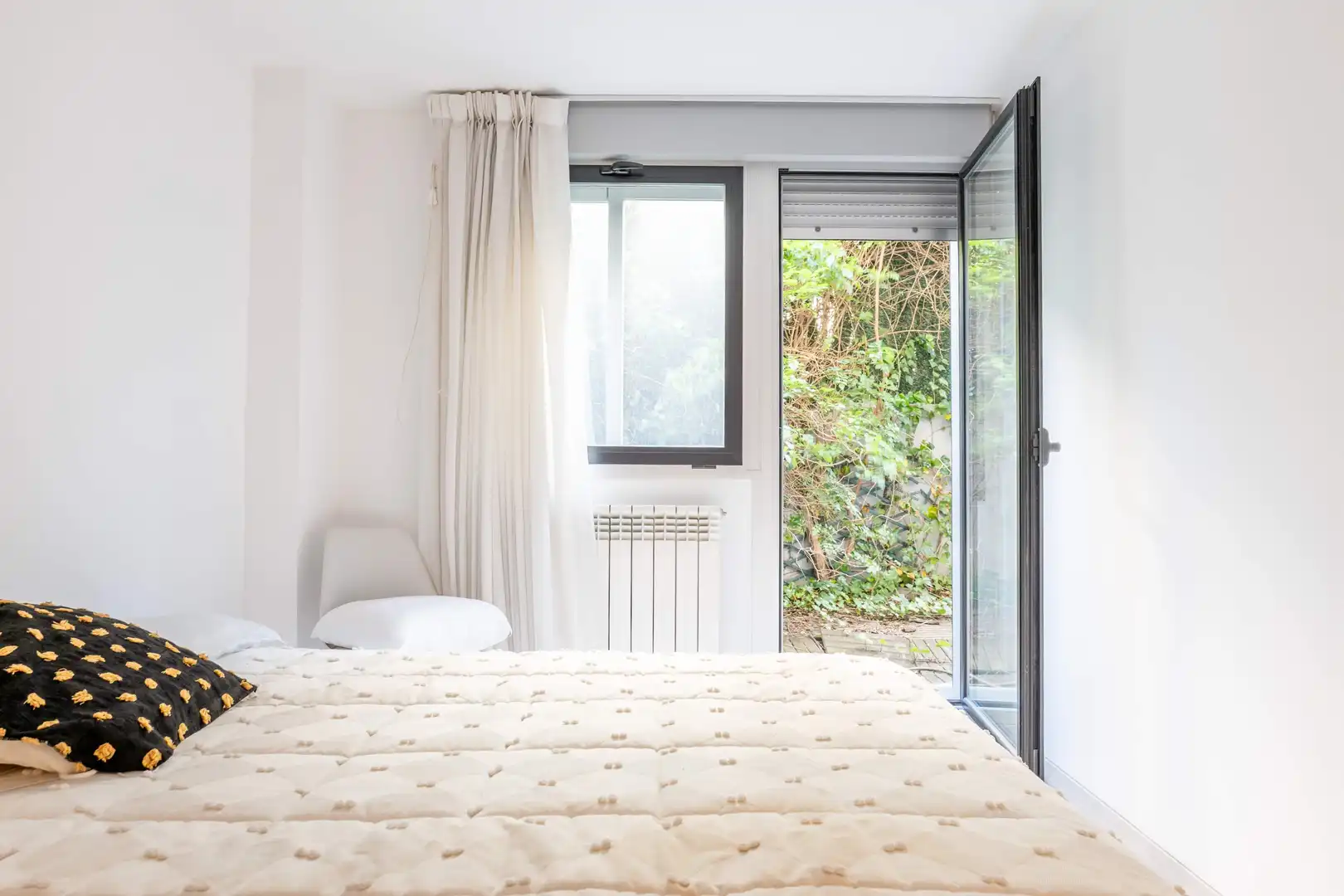 Habitación de Dúplex en venta en Zaragoza con Aire acondicionado, Calefacción y Terraza