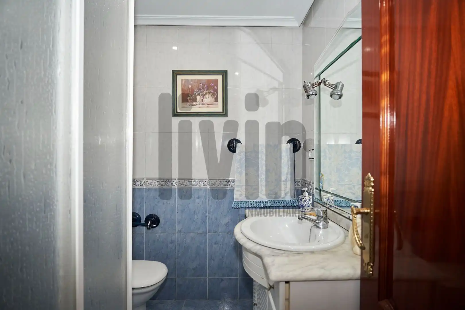 Bathroom of Flat for sale in Jaén  with Air Conditioner and Heating